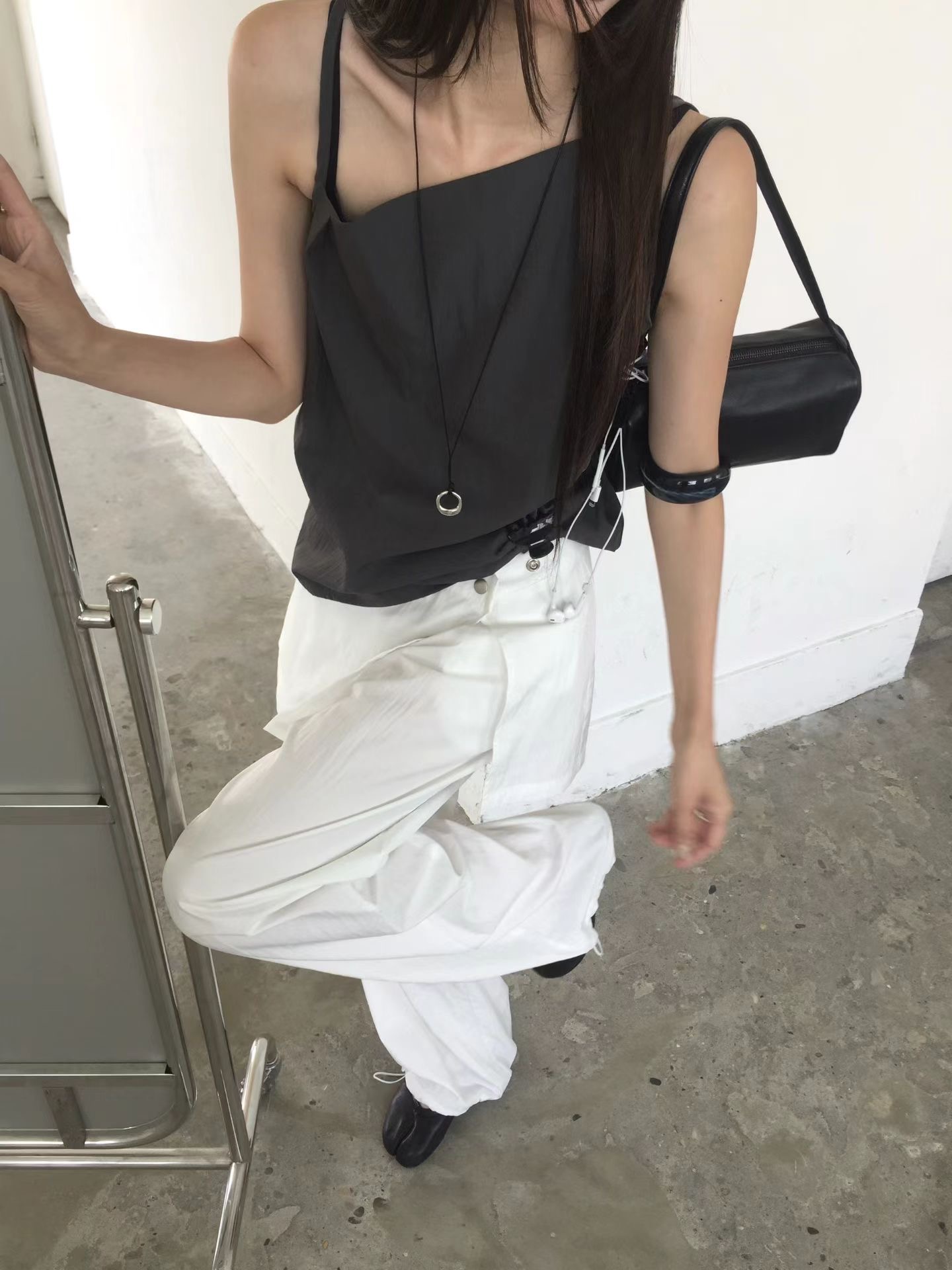 04