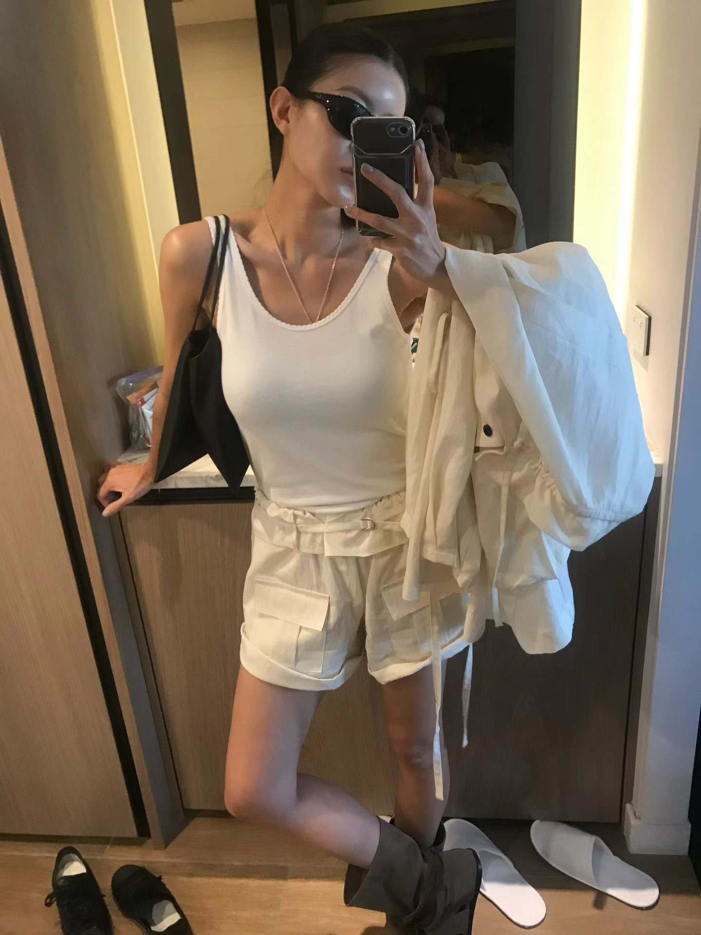 09