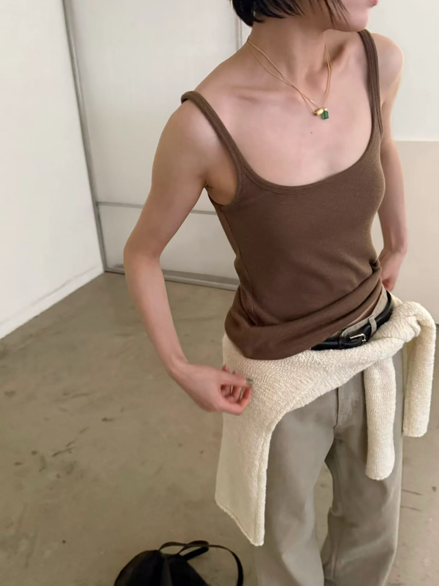 09