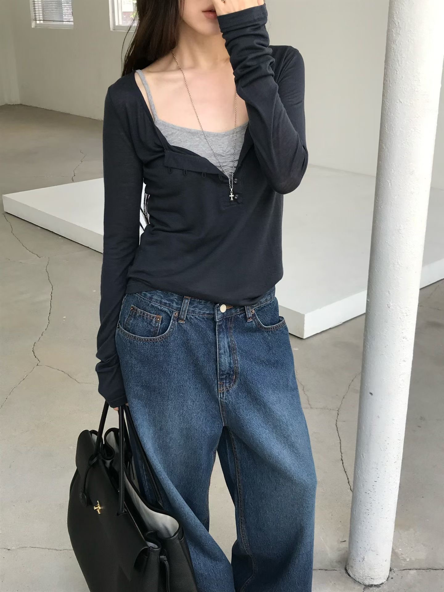08