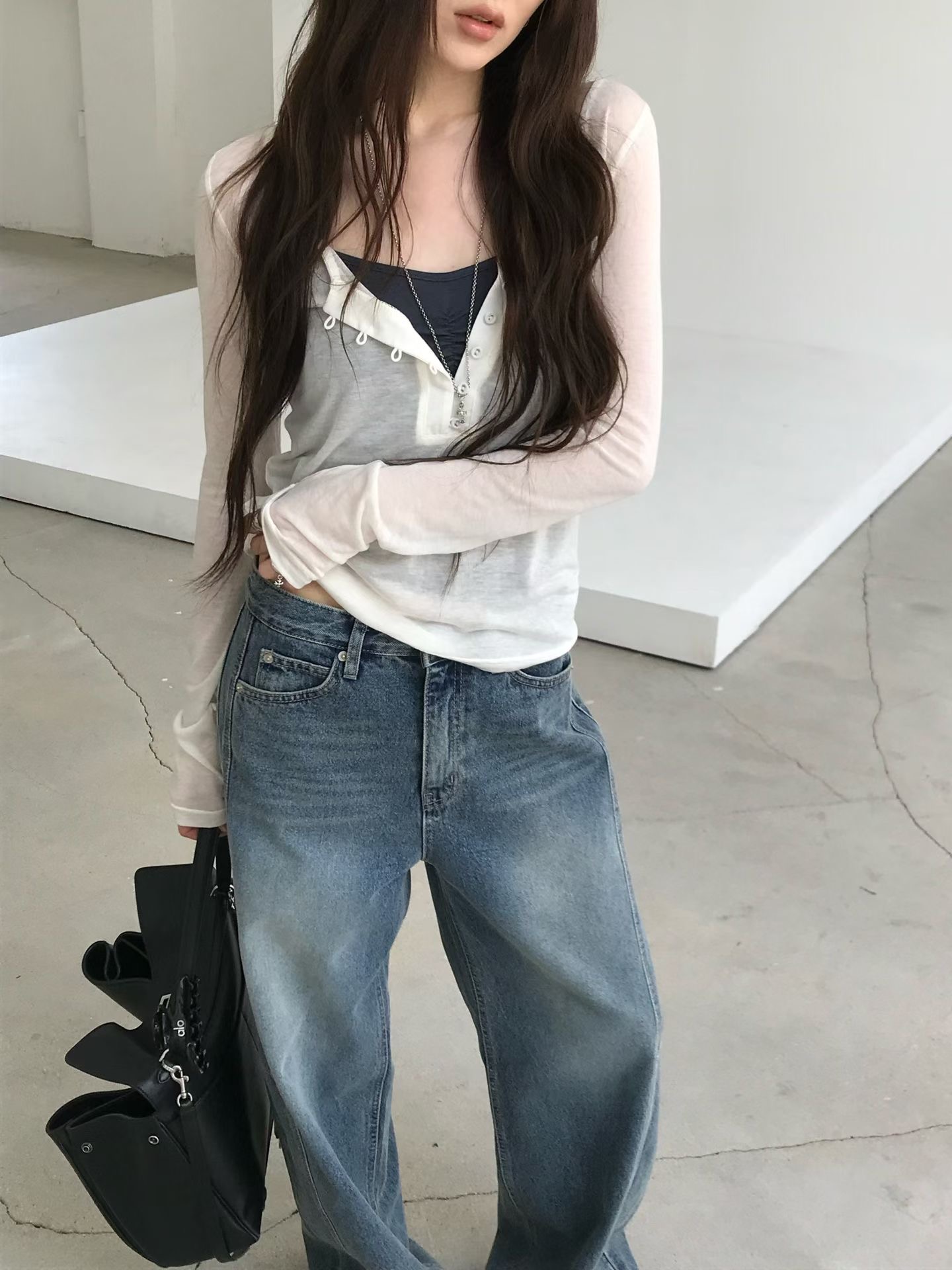 01