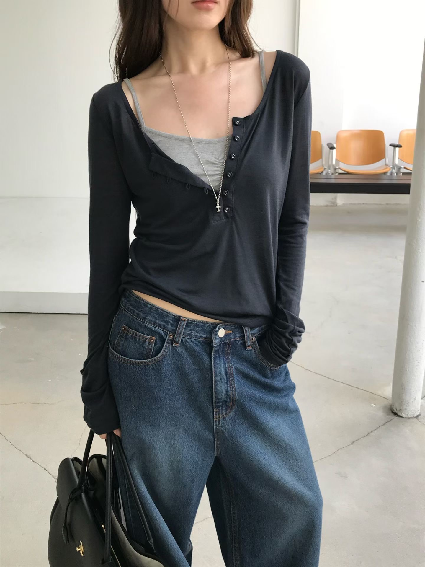 09