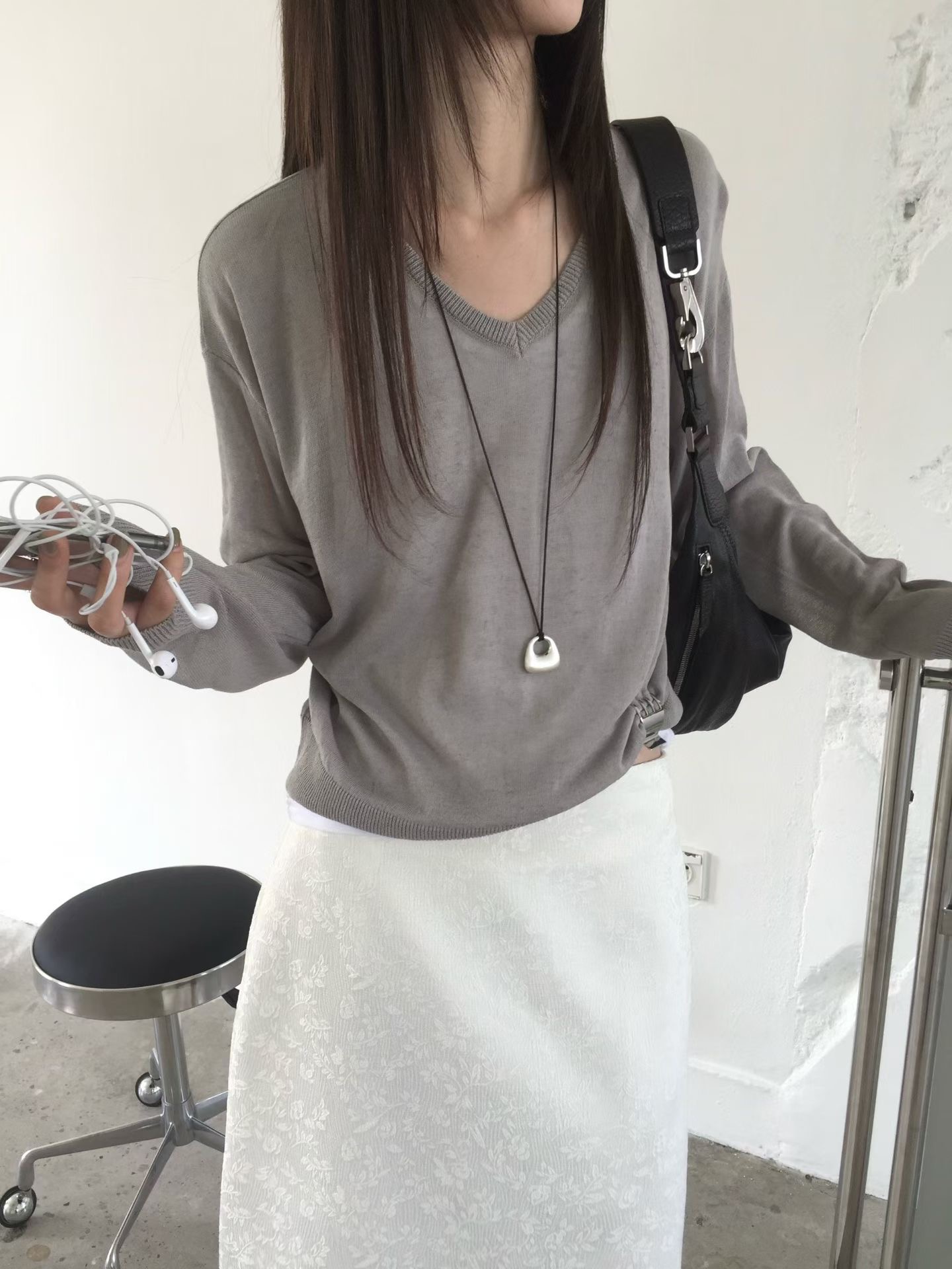 09