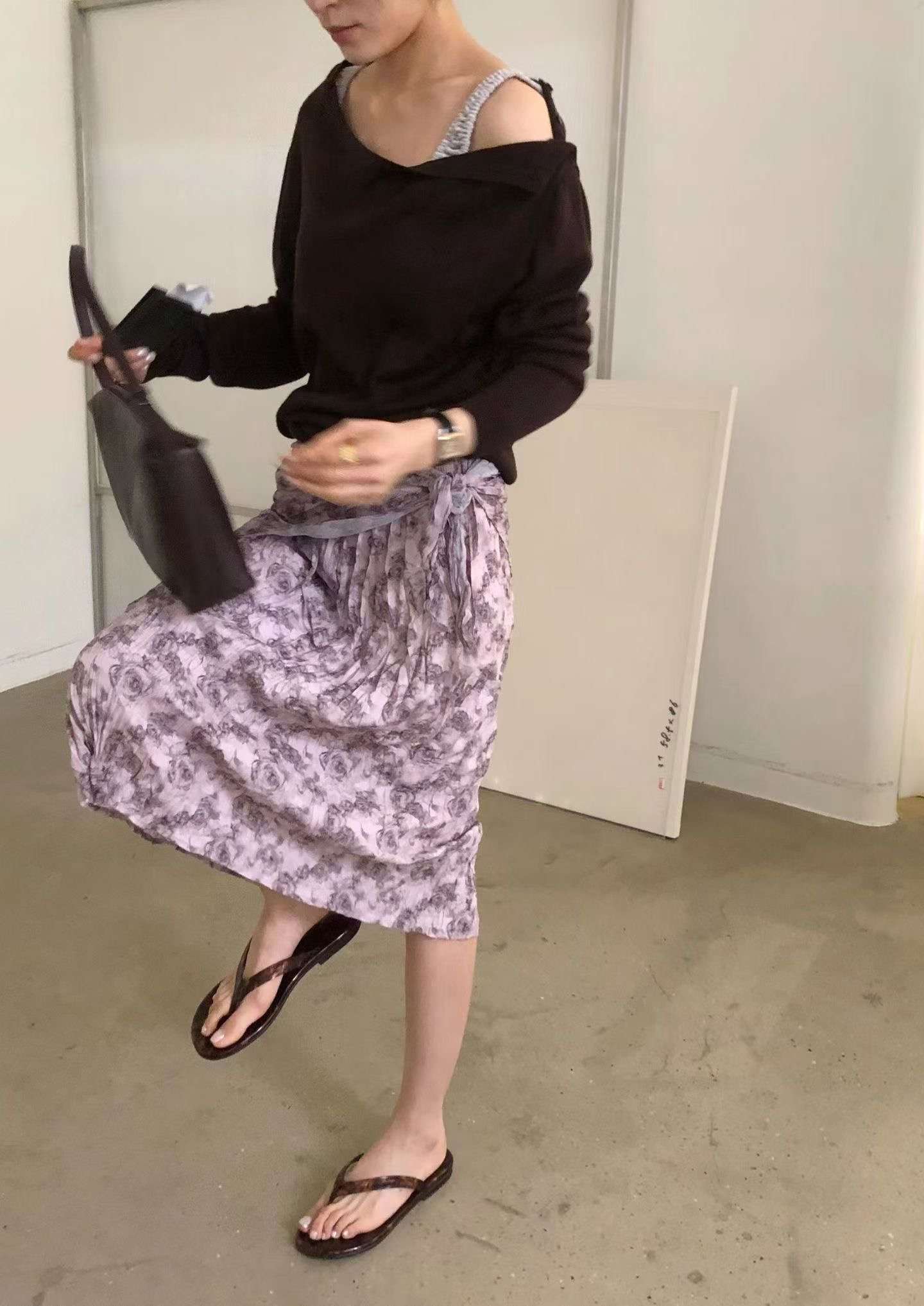 25