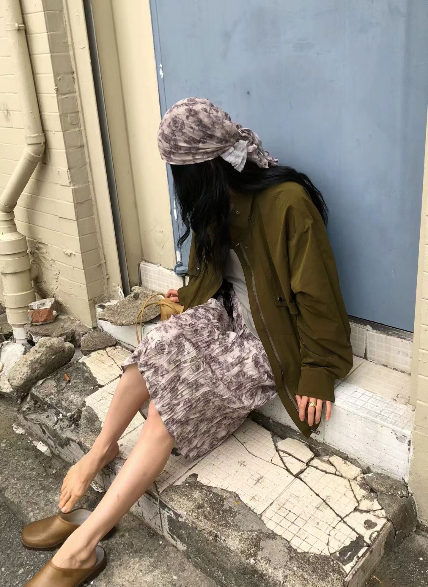 04