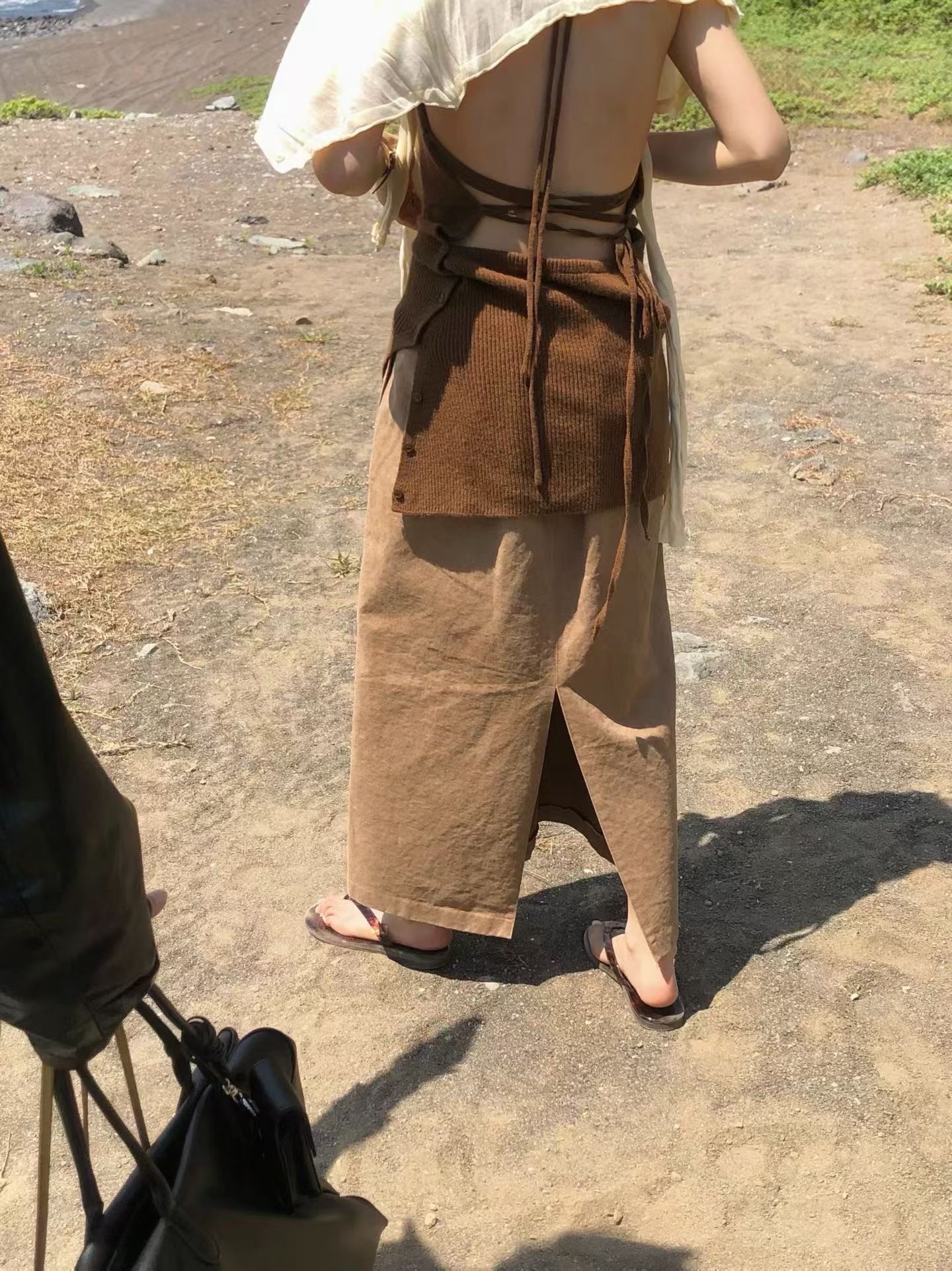 22