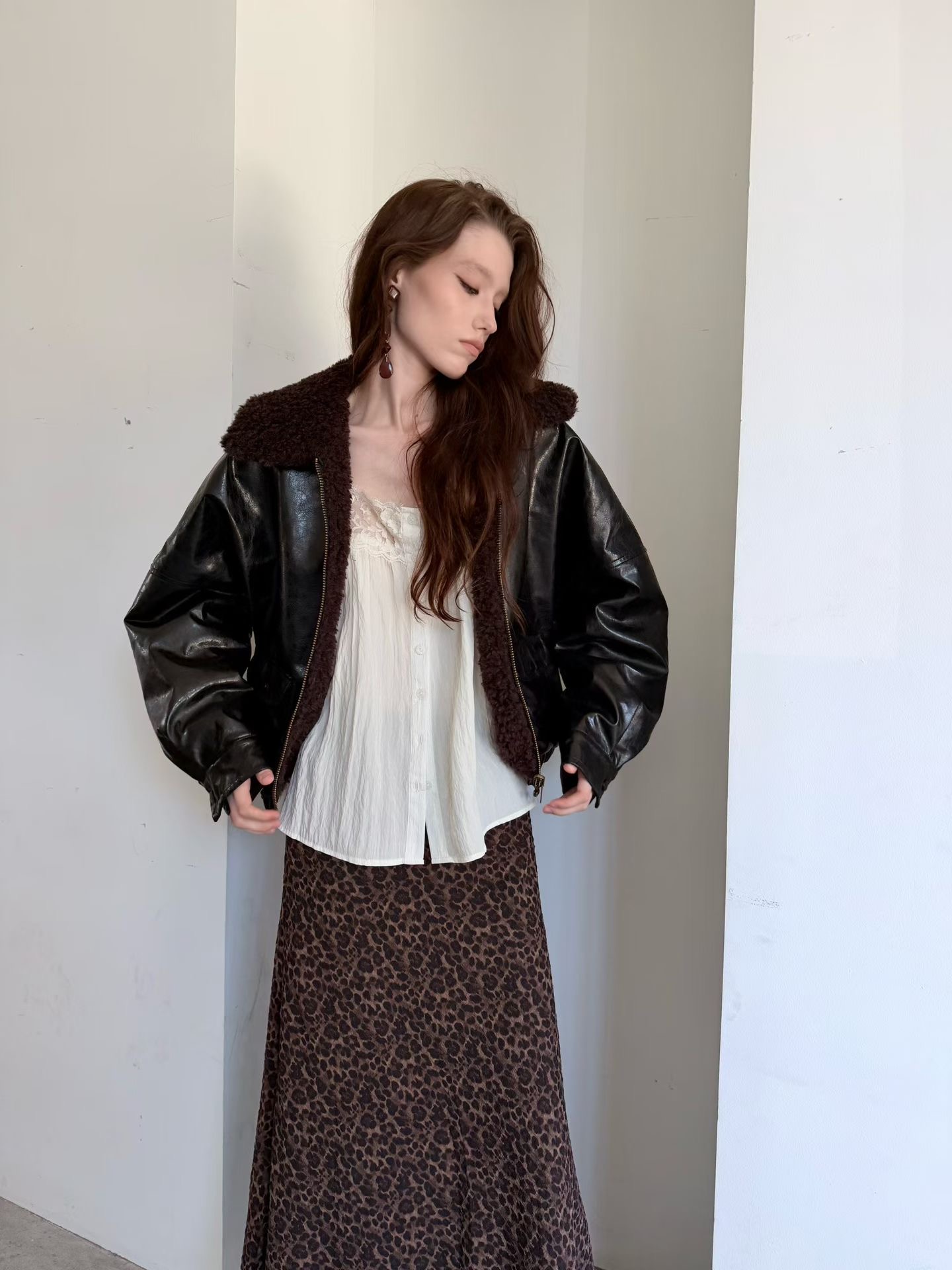 06
