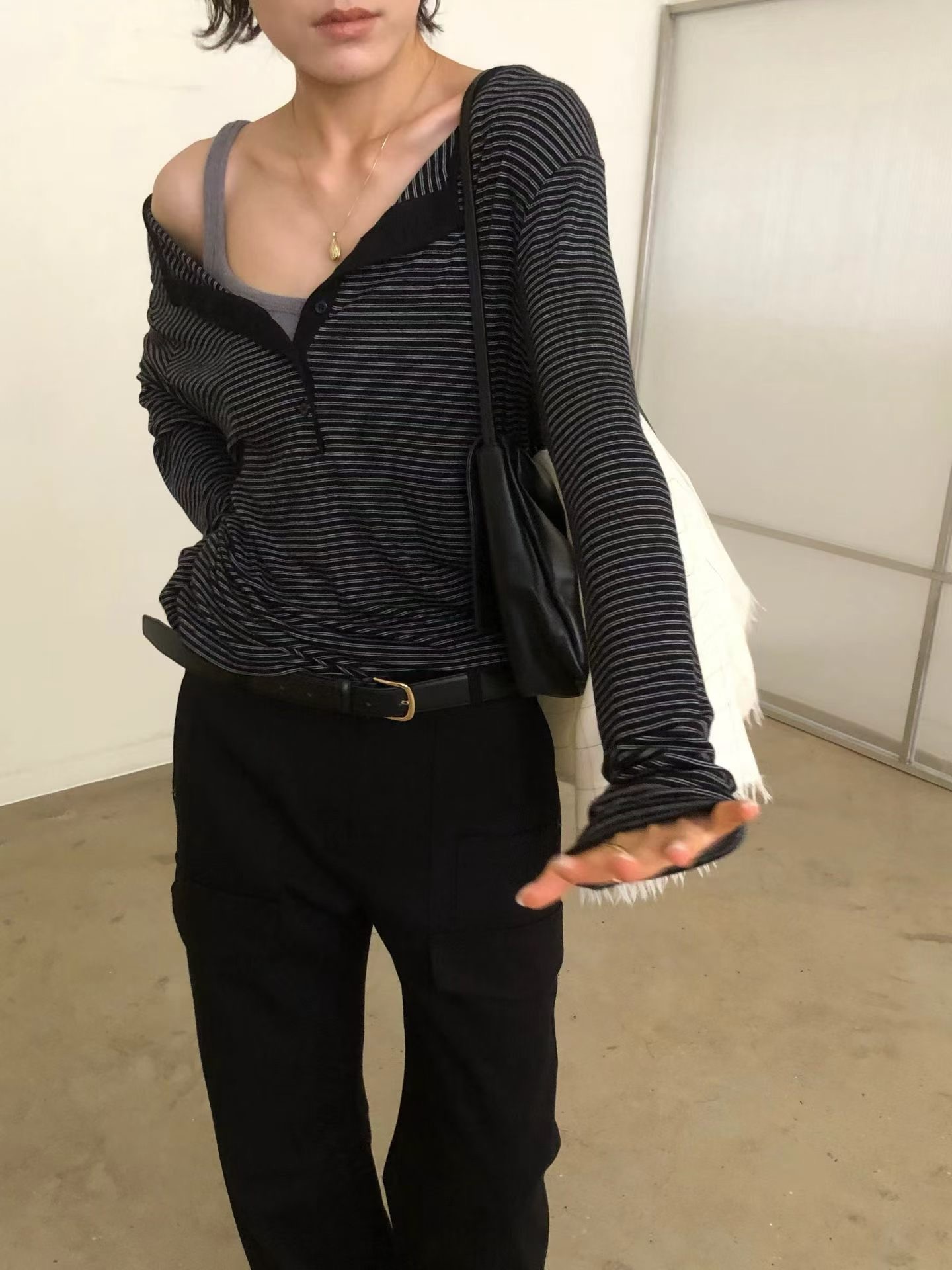 23