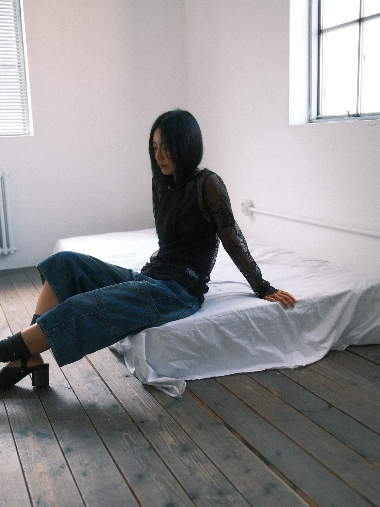 09