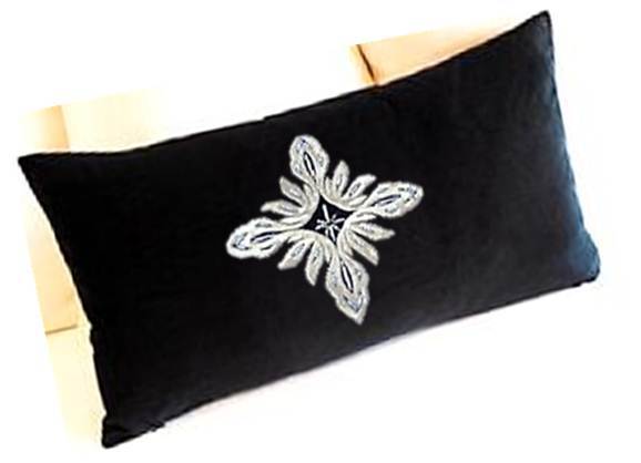 Sumur Black Cushion 2.jpg