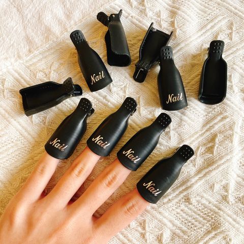 AEFCEAB1-C4C3-4A6F-ACD3-16D1A00489E8