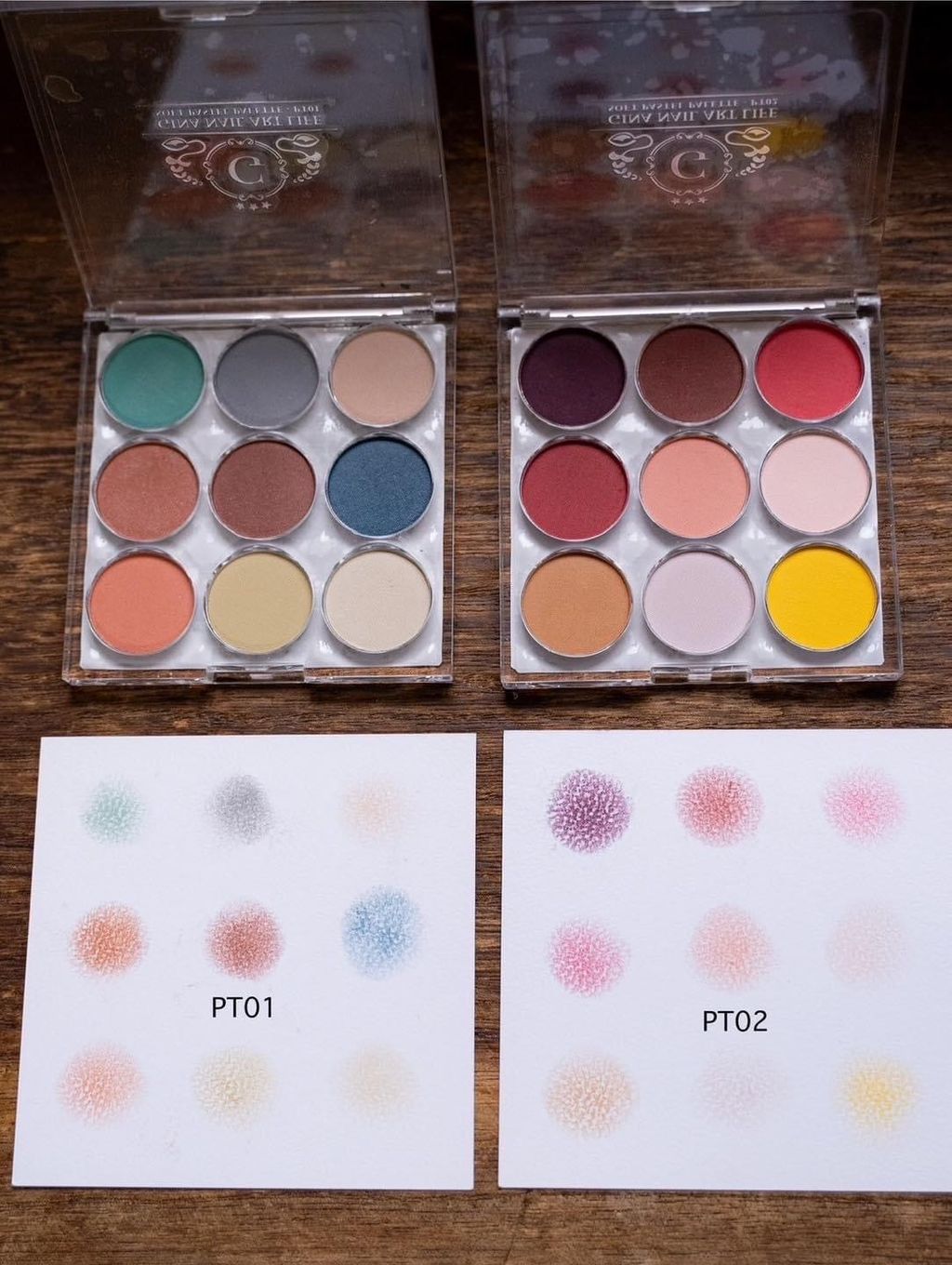 Gina美甲藝術粉彩盤9色（有兩款） PT01盤【9色】塵土大地 PT02盤【9色】玫瑰莊園