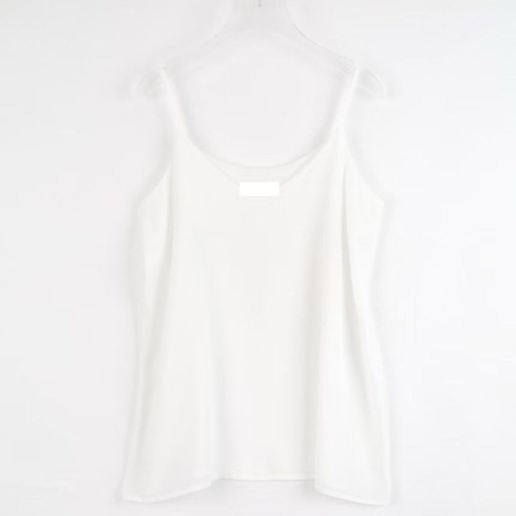 tw-11134207-820le-mppy6deu6uxaac