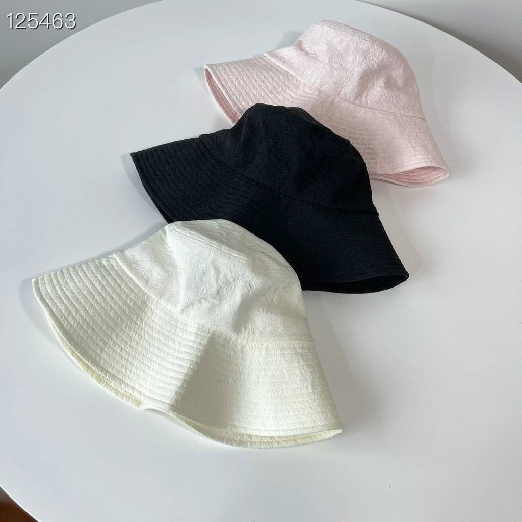 A-LOVELYHAT-Q3f-147👑 👑 2024-03-03 15.43.33