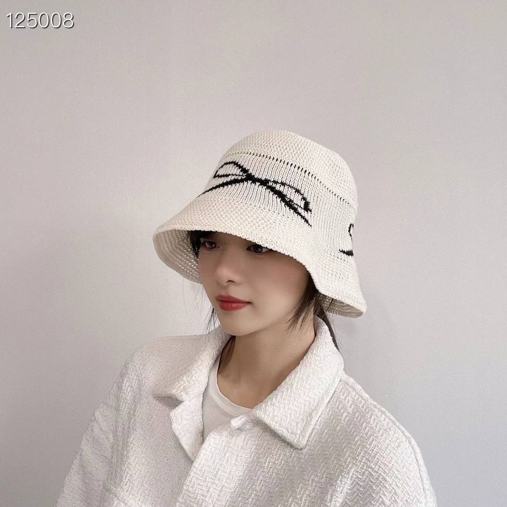 A-LOVELYHAT-Q3f-147👑 👑 2024-03-03 11.26.15