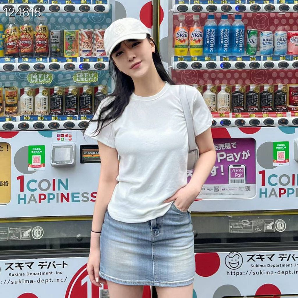 A-LOVELYHAT-Q3f-147👑 👑 2024-03-03 11.32.31