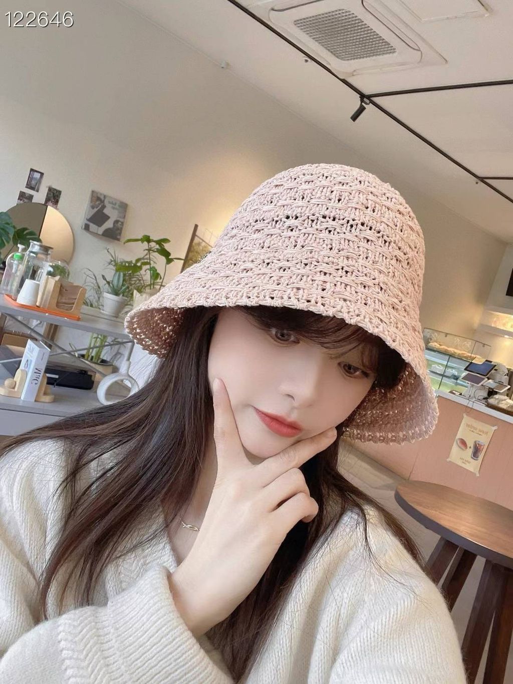 A-LOVELYHAT-Q3f-147👑 👑 2024-03-03 11.51.27