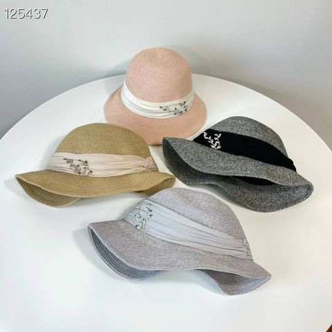 A-LOVELYHAT-Q3f-147👑 👑 2024-03-03 12.13.45