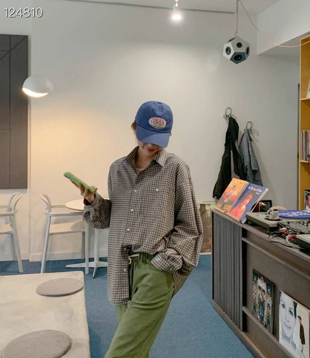 A-LOVELYHAT-Q3f-147👑 👑 2024-03-03 12.50.30