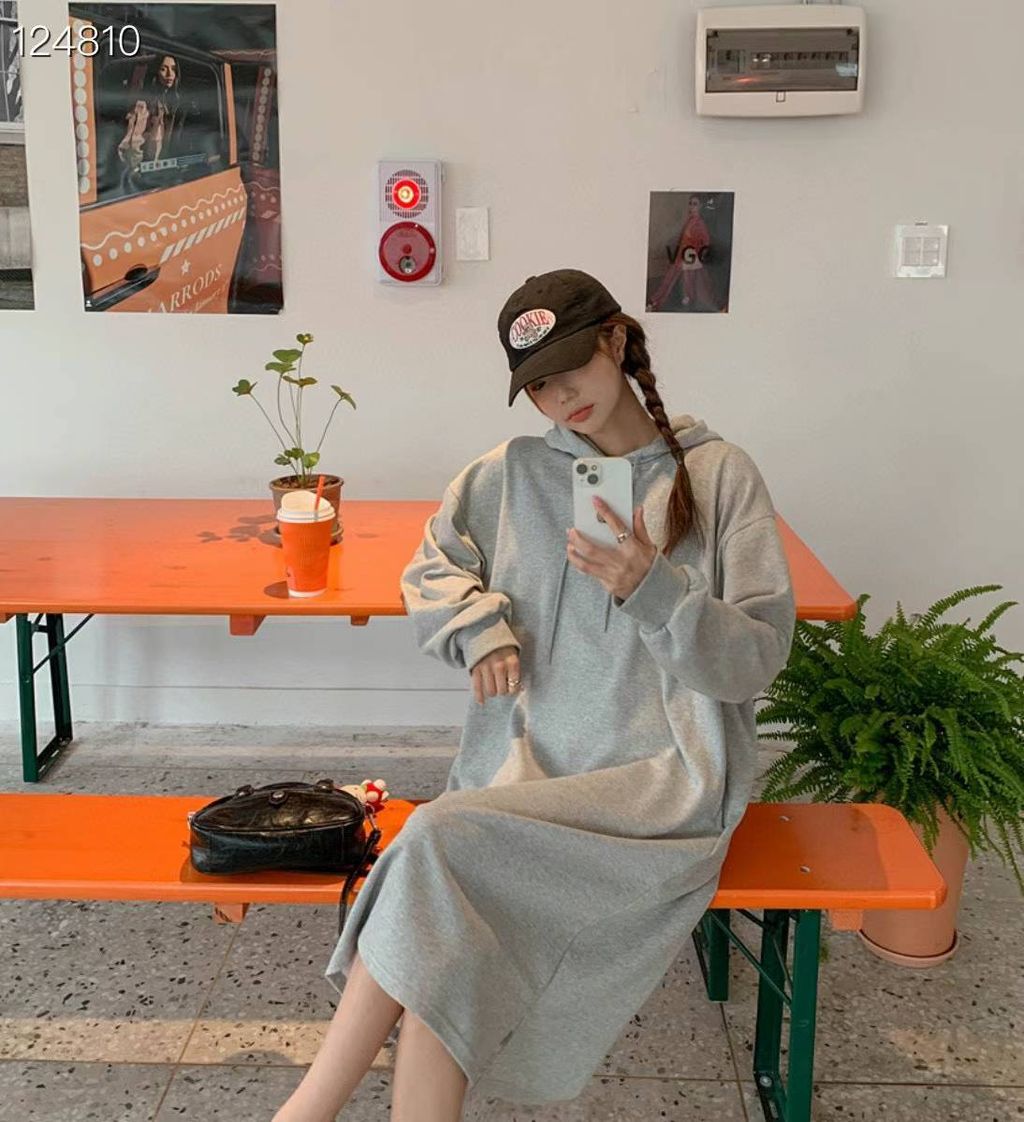 A-LOVELYHAT-Q3f-147👑 👑 2024-03-03 12.50.34