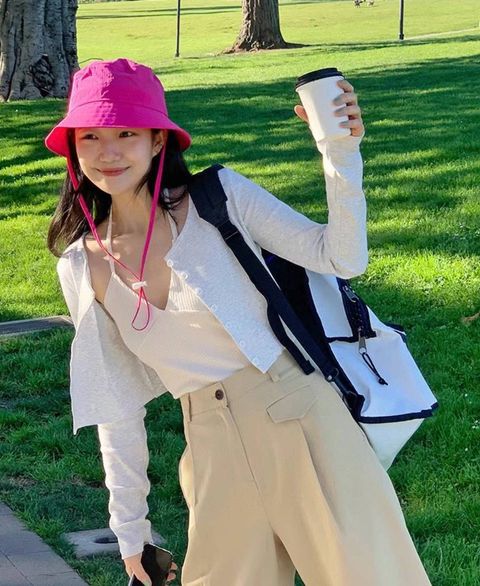 A-LOVELYHAT-Q3f-147👑 👑 2024-03-03 11.41.40