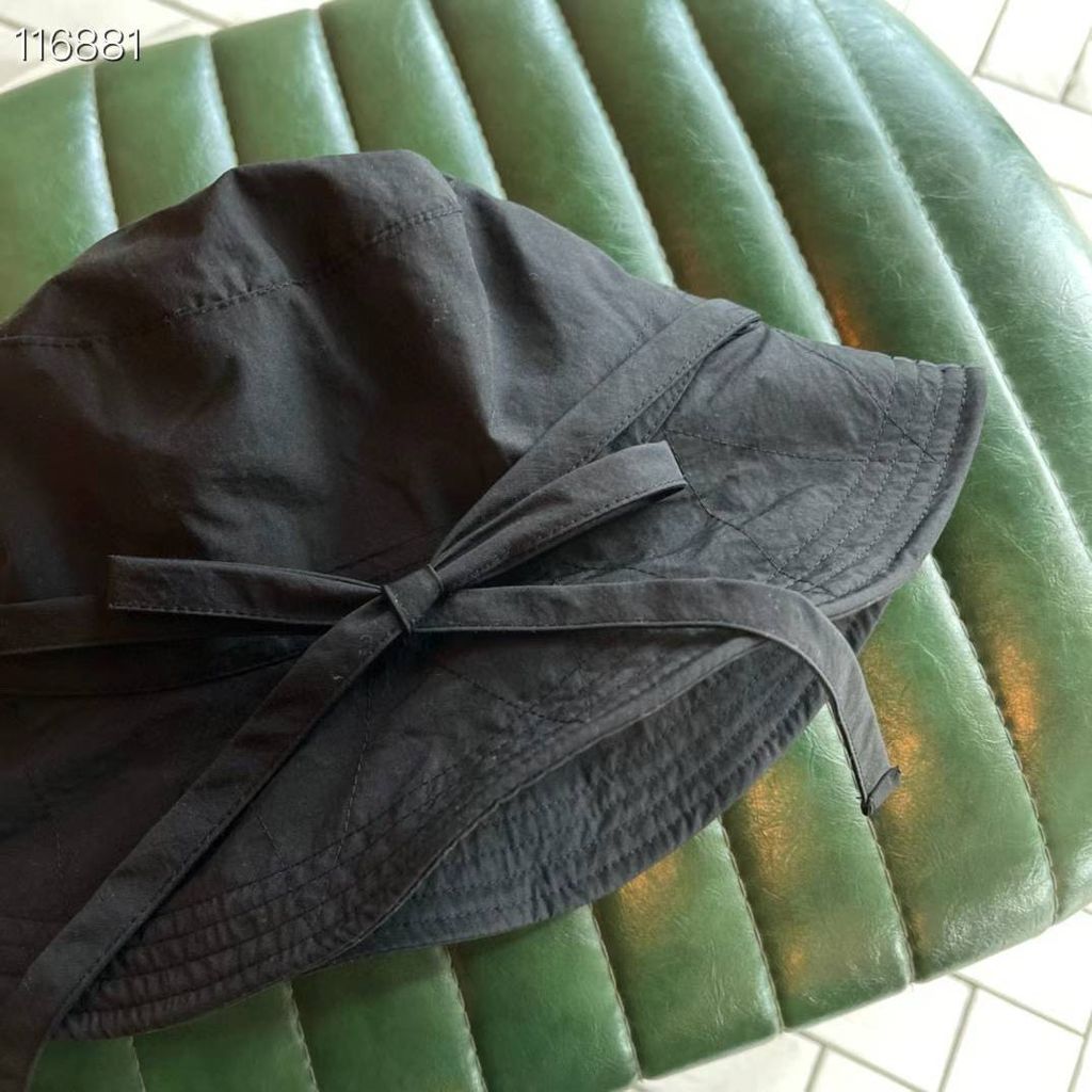 A-LOVELYHAT-Q3f-147👑 👑 2024-03-03 12.36.37