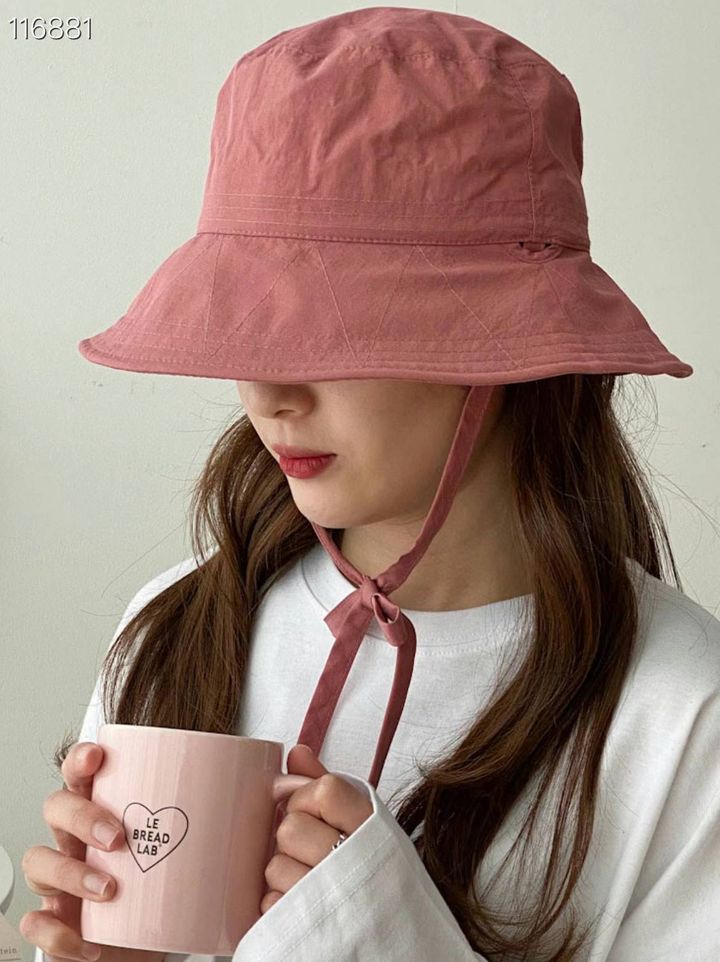 A-LOVELYHAT-Q3f-147👑 👑 2024-03-03 12.36.31
