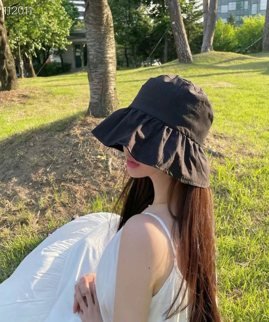 A-LOVELYHAT-Q3f-147👑 👑 2024-03-03 12.43.24