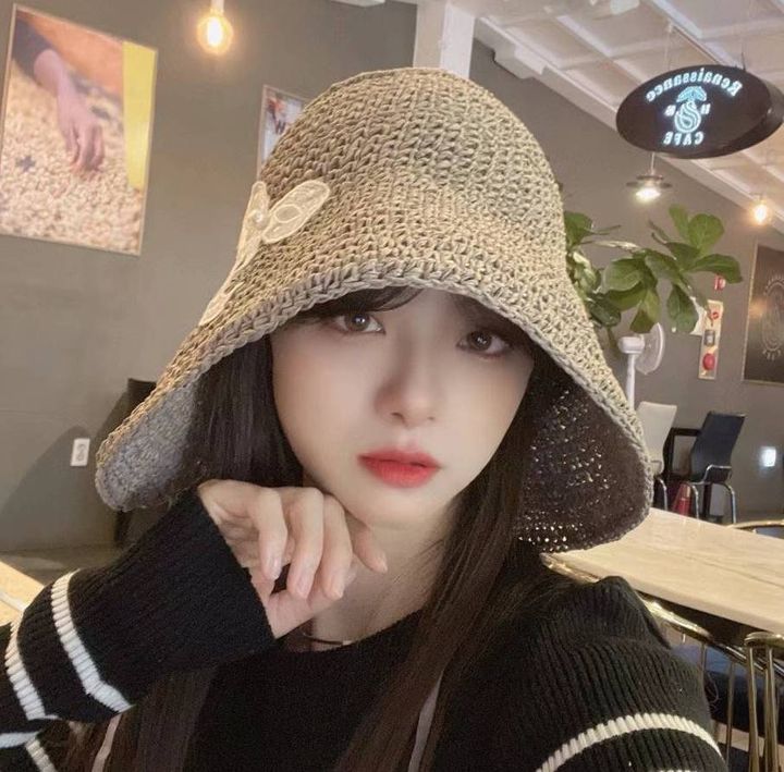 A-LOVELYHAT-Q3f-147👑 👑 2024-03-03 13.09.47