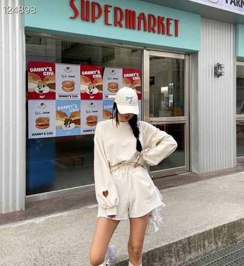 A-LOVELYHAT-Q3f-147👑 👑 2024-03-03 13.14.58 1