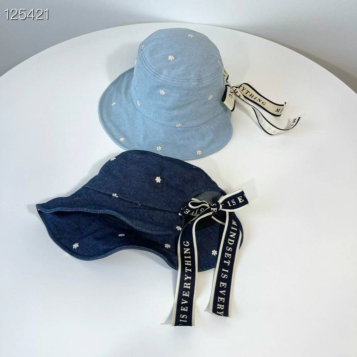 A-LOVELYHAT-Q3f-147👑 👑 2024-03-03 12.04.51