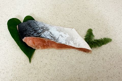 日式鮭魚(薄鹽) 60片6kg箱