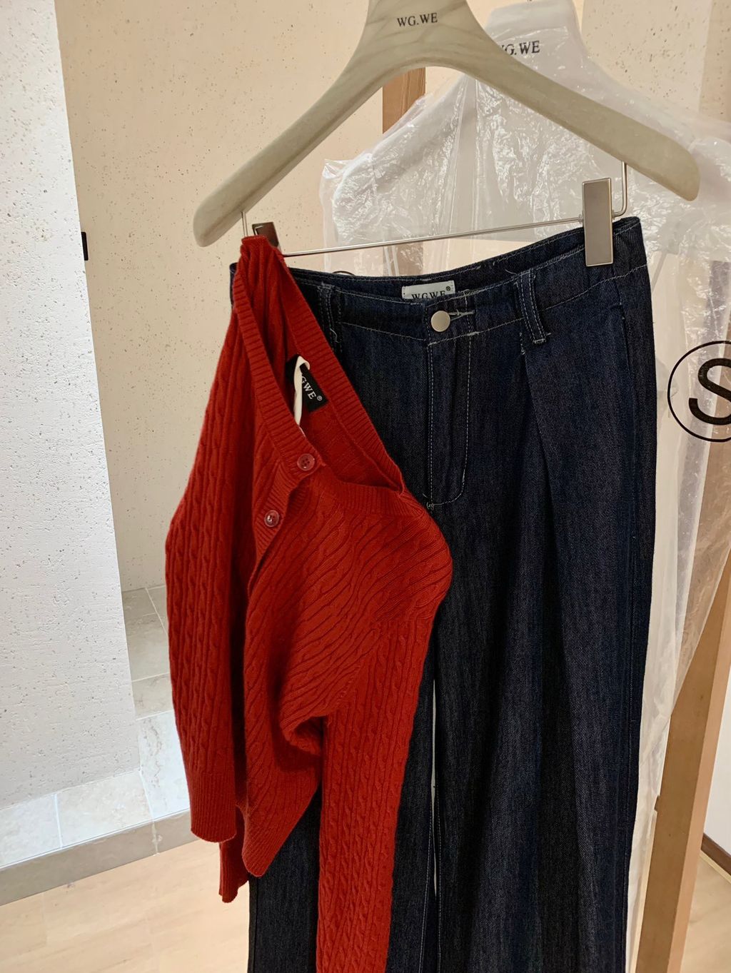 image_FD60ABFB-2F51-48D8-BFBA-F17B40D57660_1766219913