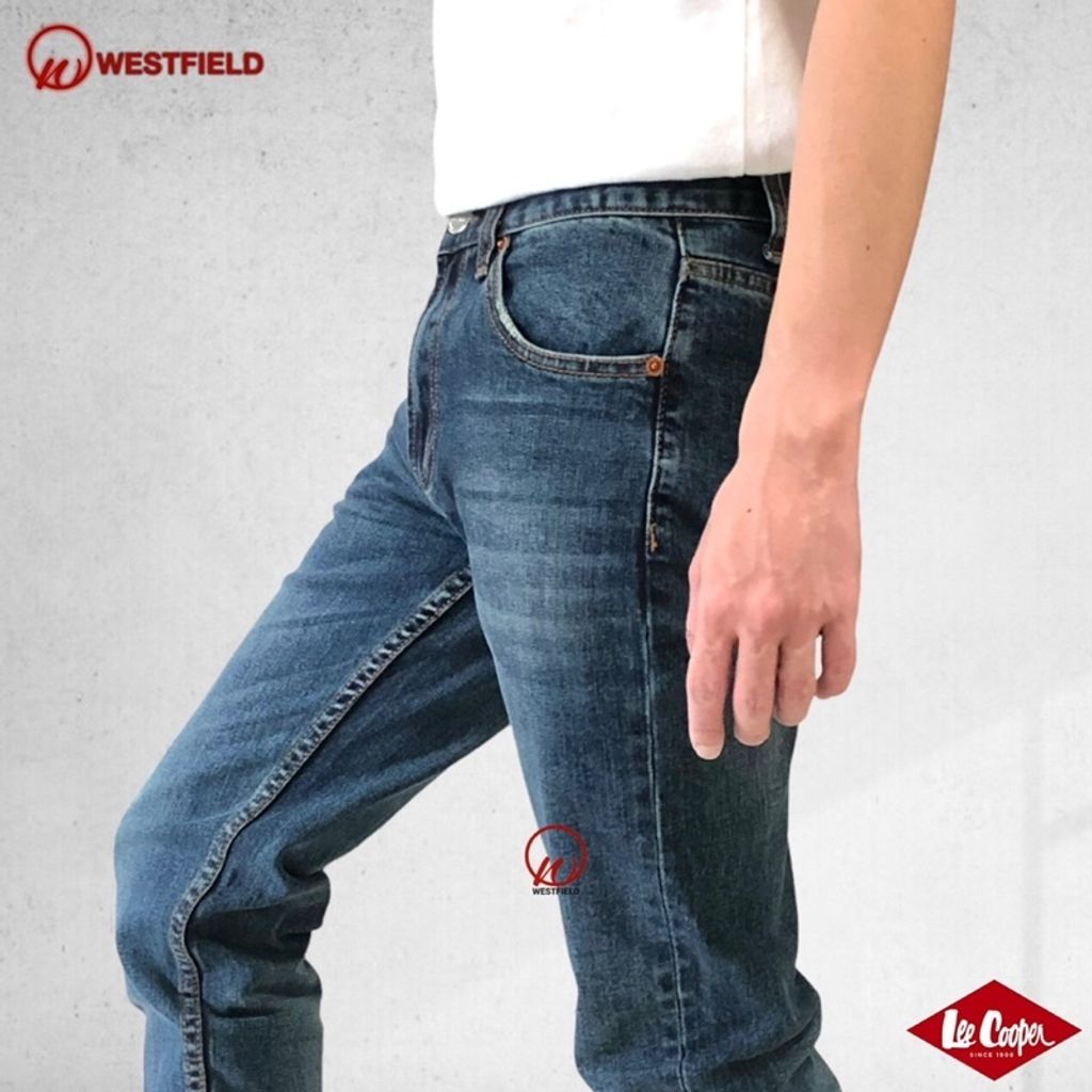 38d8d64bb9be3b6700858cc7a09ba140