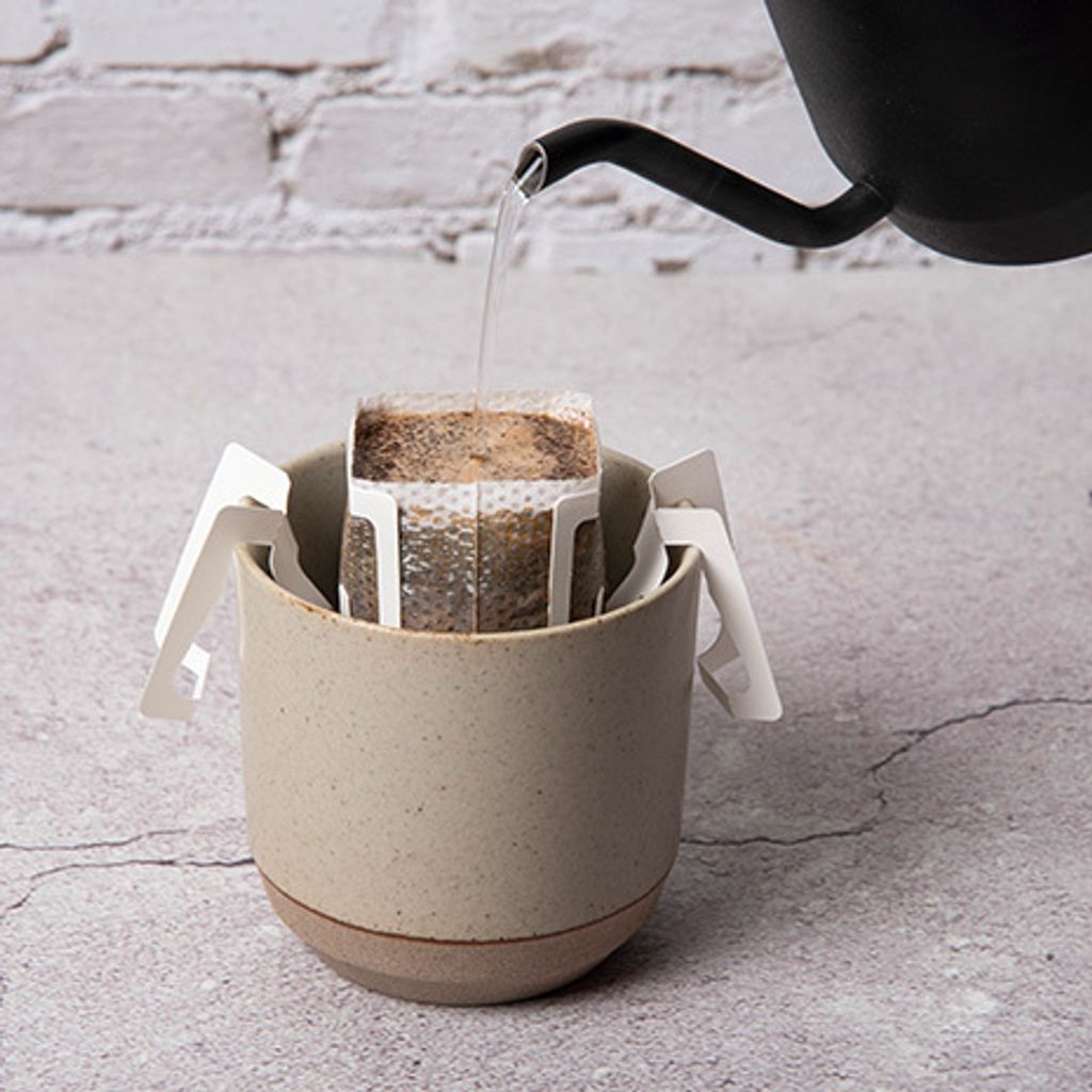 4feadeaef1ab43379d402867b744ff0b_4