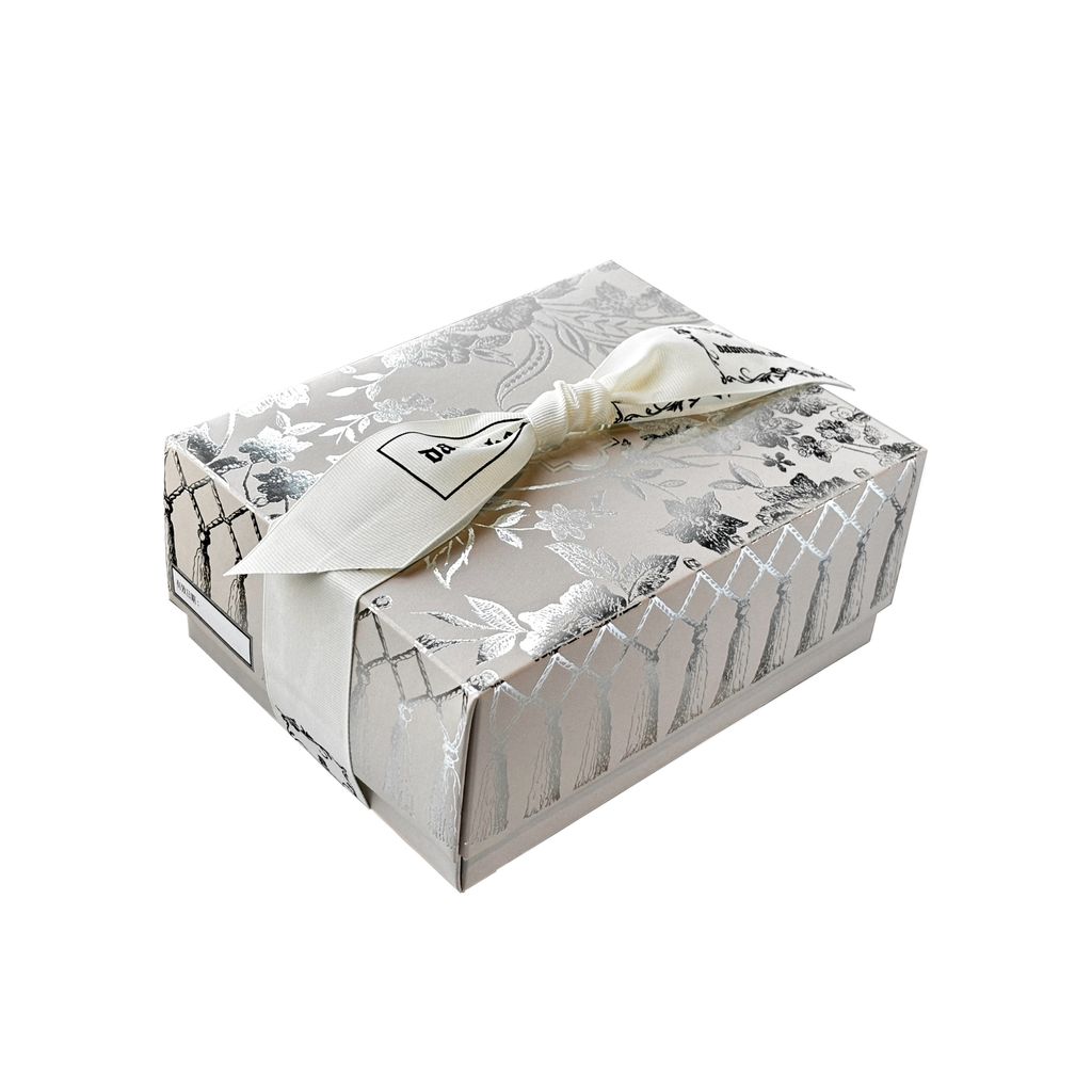 2024茶花_花餅_斜角