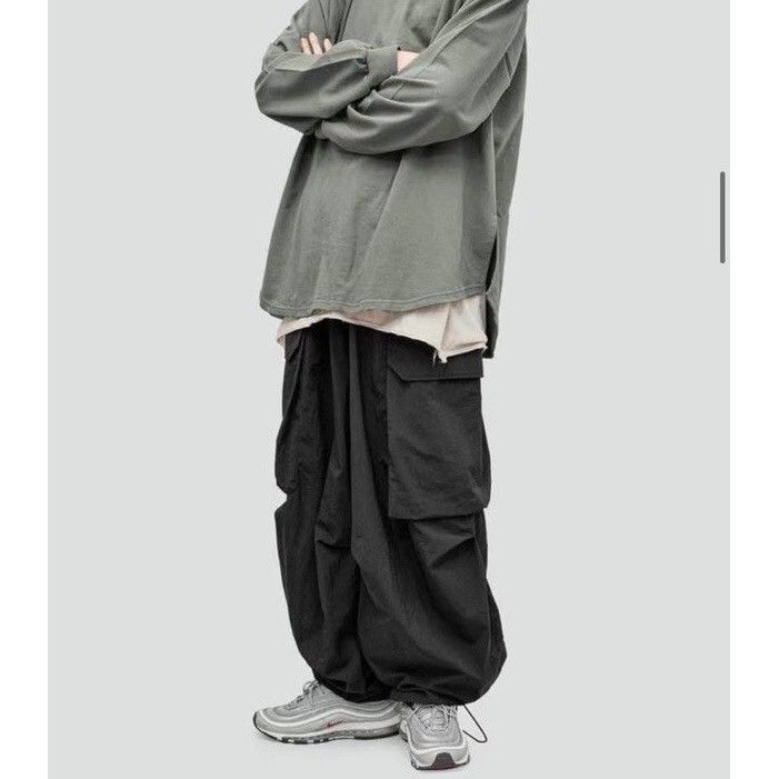 LINE_ALBUM_【RYO】🇰🇷 Raucohouse 工裝 寬鬆 機能 抽繩 大口袋 長褲(3color)_230412_8