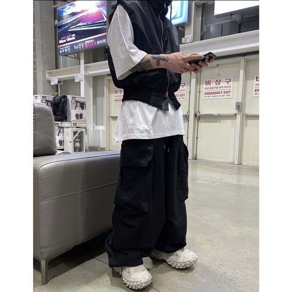 LINE_ALBUM_韓國 大口袋 棉褲_230412_5