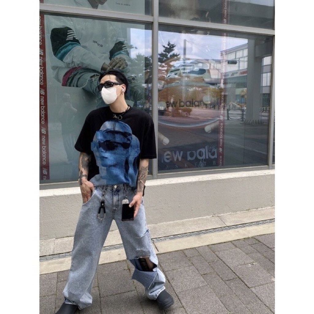 LINE_ALBUM_【RYO】🇰🇷 HOLY IN CODE 人像輪廓 疊影 藍色 印花 短袖 (2color)_230413_9