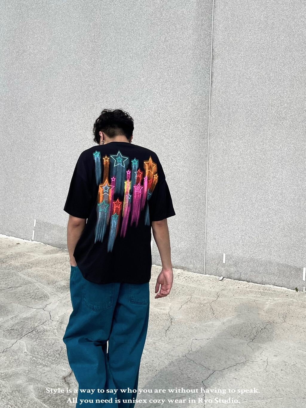 LINE_ALBUM_【RYO】美式 彩色 星星 印花 百搭 休閒 五分袖 短袖_230601_10