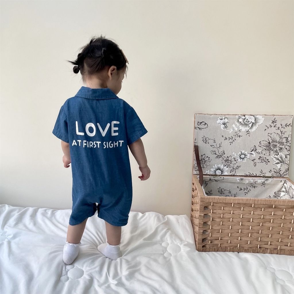 4CC49AF4-2C78-4392-9362-B72EFFF0824C