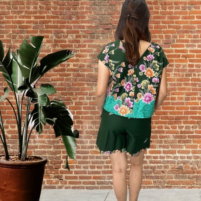 Celiné -Emarald Back 700x700