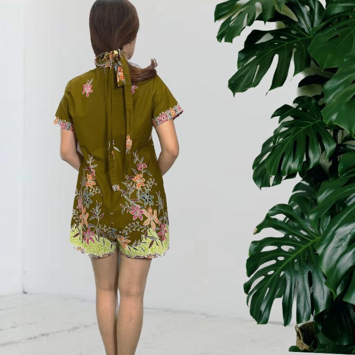 Belle Royal Olive Back2  700x700