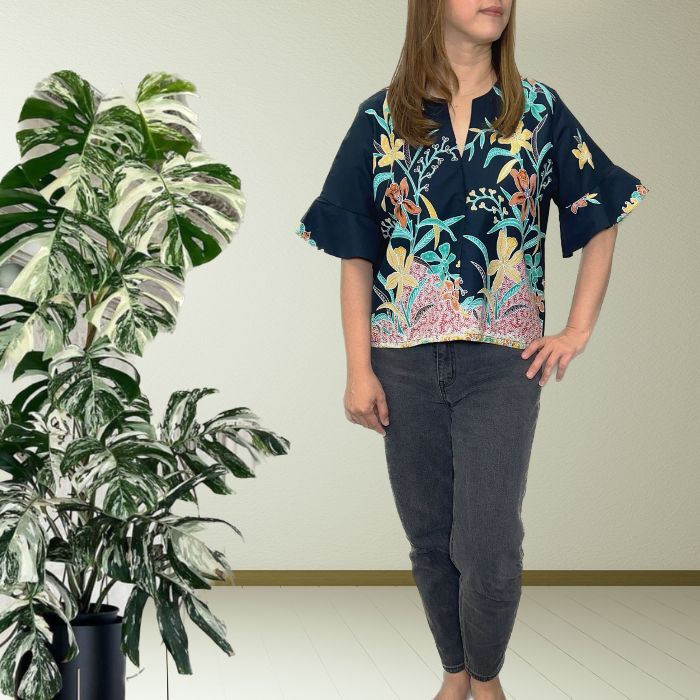 Florence Charcoal  (700 × 700 px)