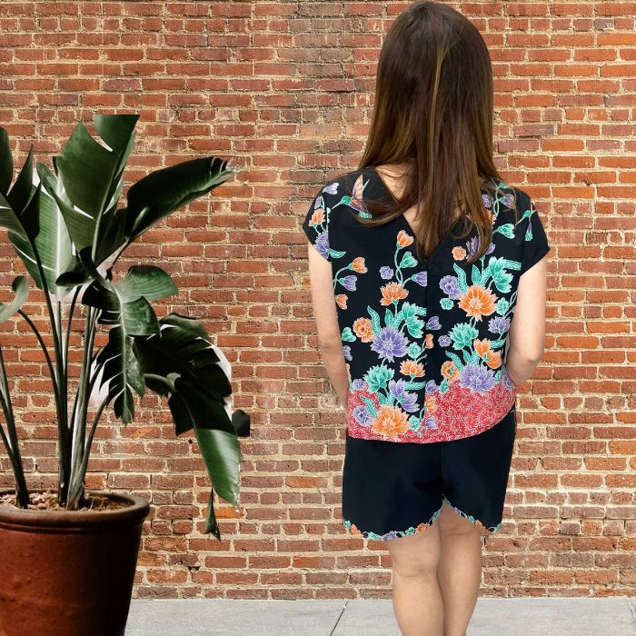 Celiné Charcoal Back (700 × 700 px)