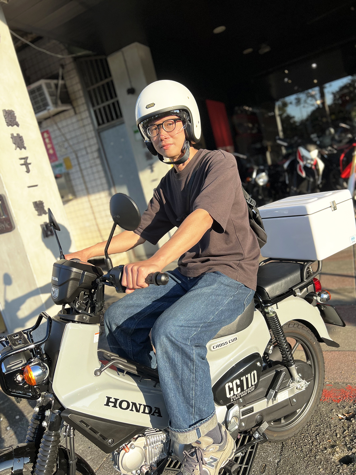 62FBCF2D-A05A-4005-8D15-DC4D5347AB32_01