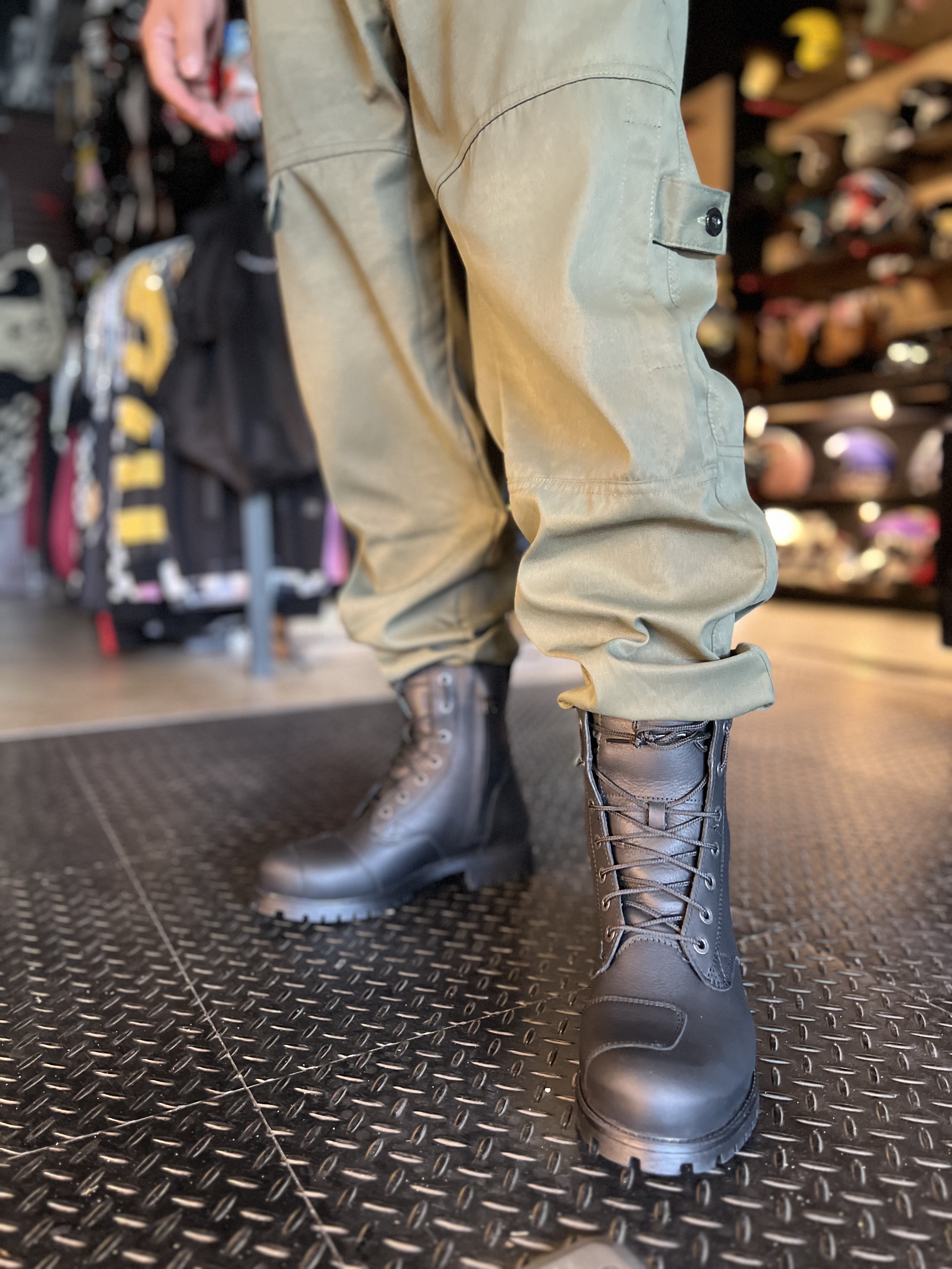 872FB7AB-6874-4719-8E54-9F6B6BFF4971_0