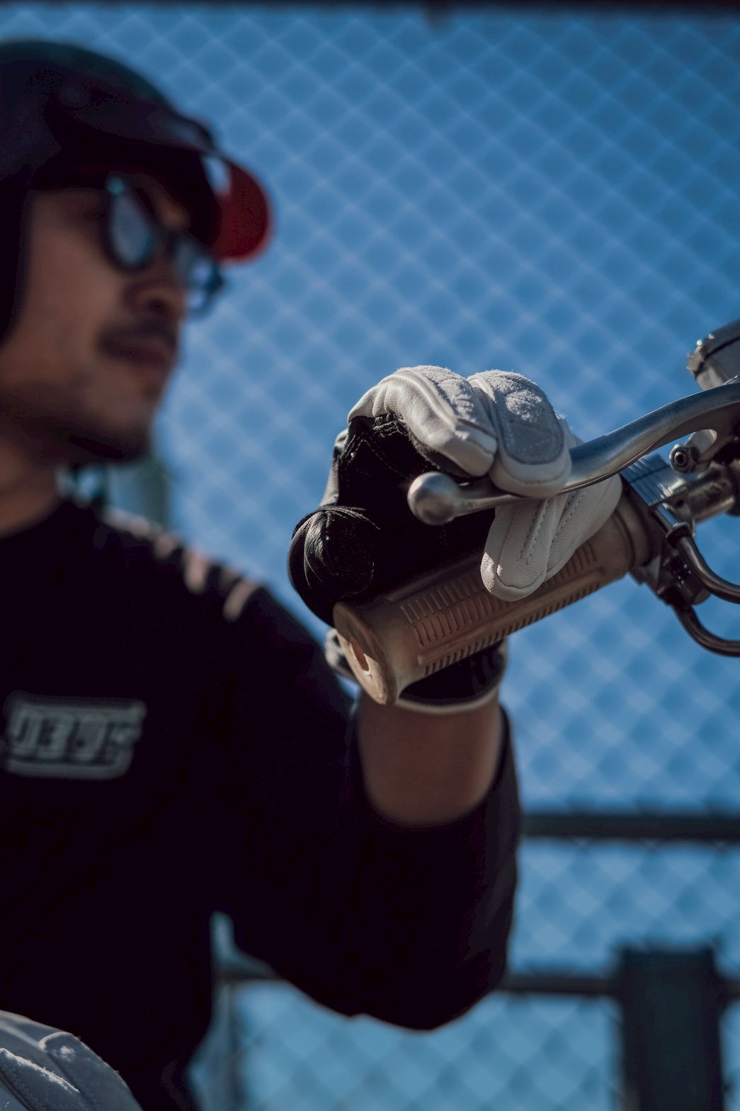 LINE_ALBUM_Gear up手套_251212_18