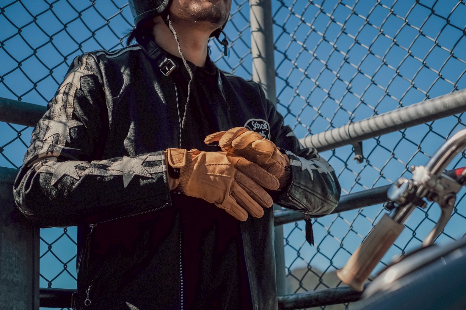 LINE_ALBUM_Gear up手套_251212_25