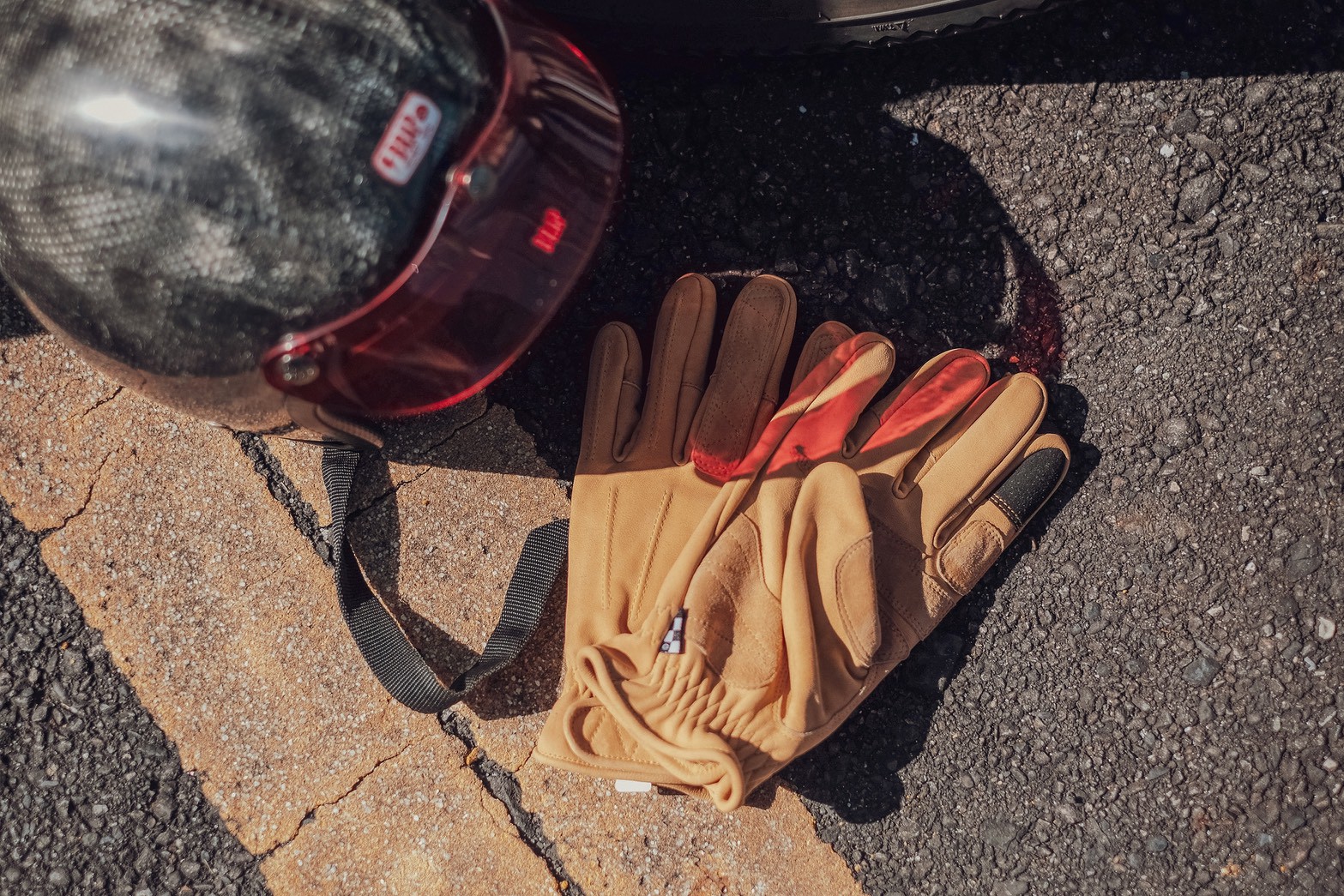 LINE_ALBUM_Gear up手套_251212_15